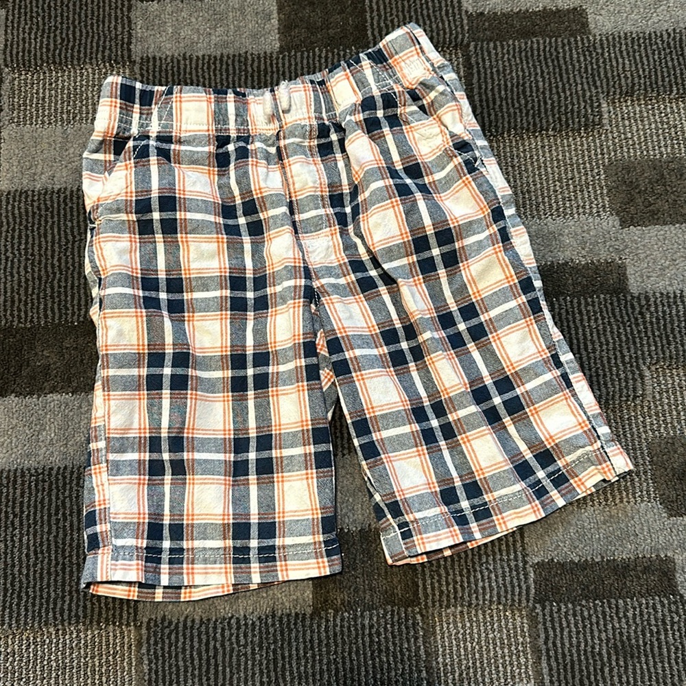 Boys plaid shorts size 7